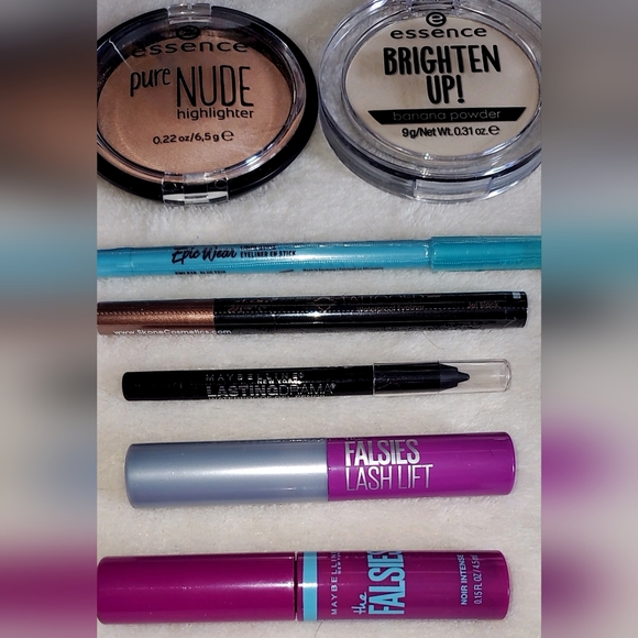 NEW - Bundle of 12 Makeup Beauty + 5 Free Gifts - Highlighter Eyeliner Mascara - Picture 2 of 12